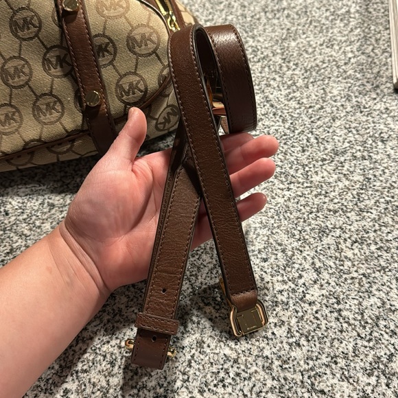 Michael Kors Purse - Picture 7 of 7